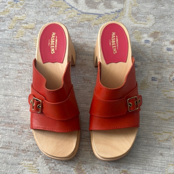 NEW Tuckernuck Swedish Hasbeens Preppy Red Slip Ins Clogs Size 38 - Picture 5 of 13